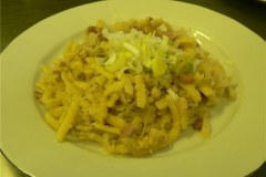 Bavorske-spatzle-se-zelim-a-uzenym